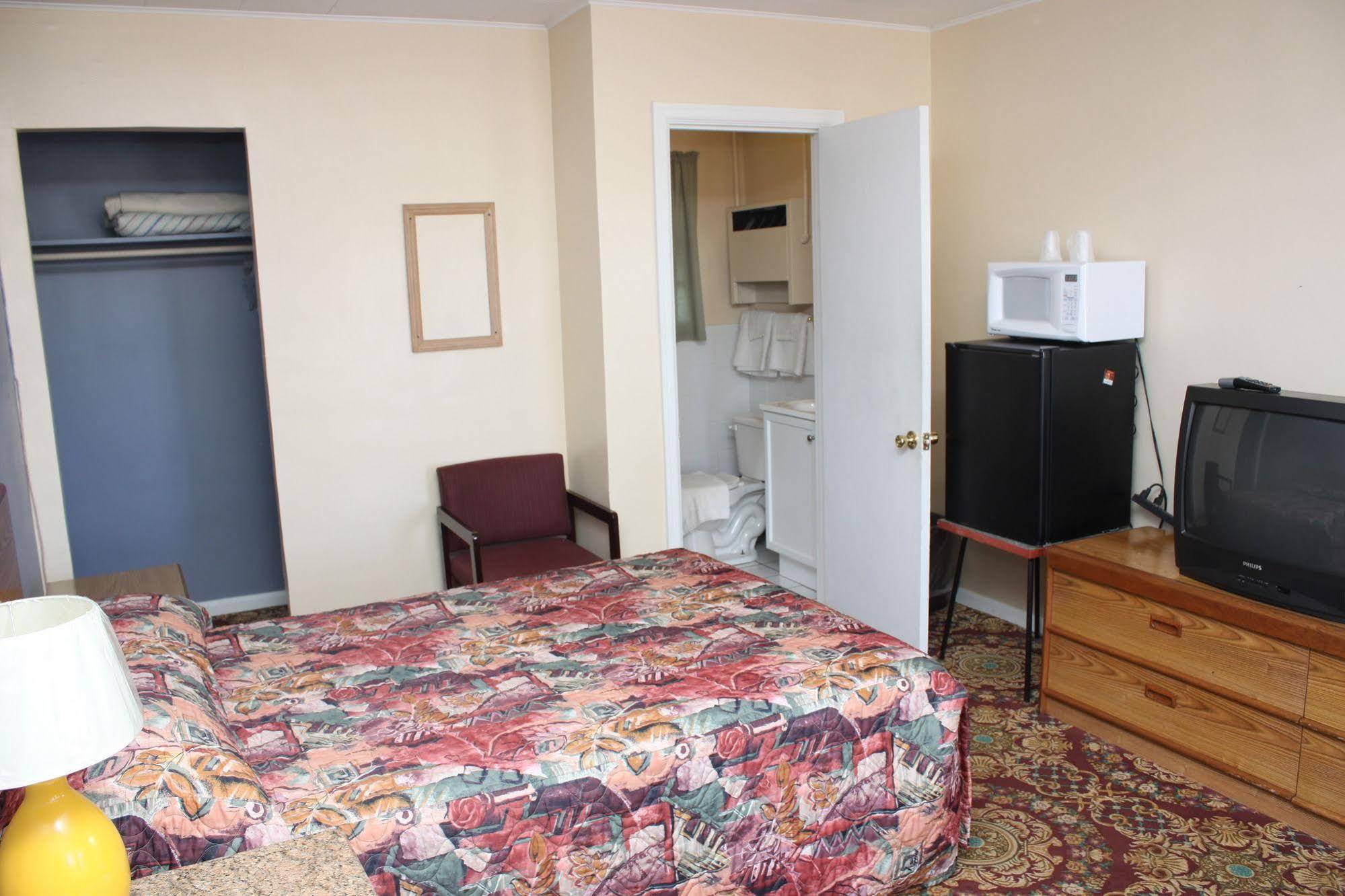 Kenwood Motel Kenton Екстер'єр фото